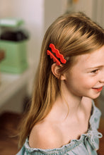 Load image into Gallery viewer, SUKI wave clip