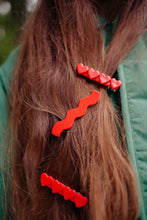 Load image into Gallery viewer, SUKI wave clip