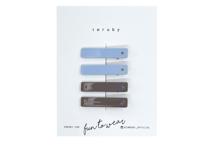 Hi! I'm the SHINE BRIGHT SET of 4 clips.

(2 x Emiley diamond bar, 2 x Polly diamond bar)

Hold back bangs, clip back hair, or simply use for stylistic purposes by adding some flair to your hair. Mix-and-match, and layer these hair clips or wear on their own for a soft, seasonal look.