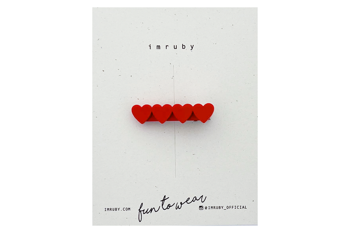 Hi! I'm SUKI, a red heart clip.  Hold back bangs, clip back hair, or simply use for stylistic purposes by adding some flair to your hair. Mix-and-match, and layer these hair clips or wear on their own for a soft, seasonal look.