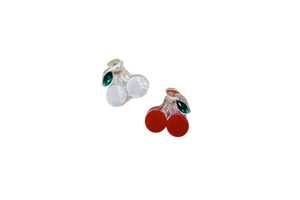Hi! I'm a SUKI and MANEL set  (1 x Suki wave, 1 x Suki cherry, 1 x Manel wave, 1 x Manel cherry)  Hold back bangs, clip back hair, or simply use for stylistic purposes by adding some flair to your hair. Mix-and-match, and layer these hair clips or wear on their own for a soft, seasonal look.